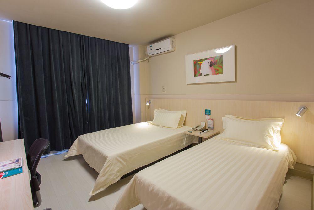 Jinjiang Inn Wanda Plaza Hotel Taiyuan Street Shenyang Bagian luar foto